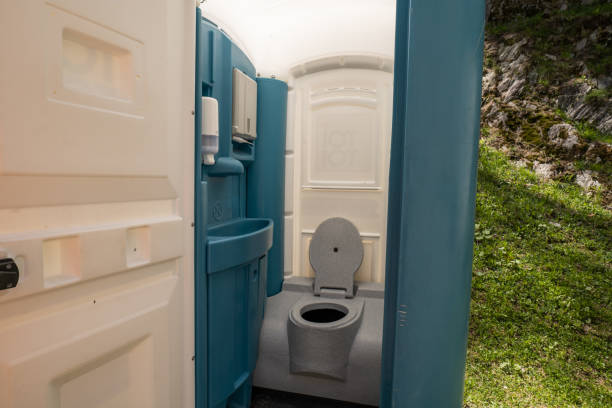 Best Affordable portable toilet rental  in Celebration, FL